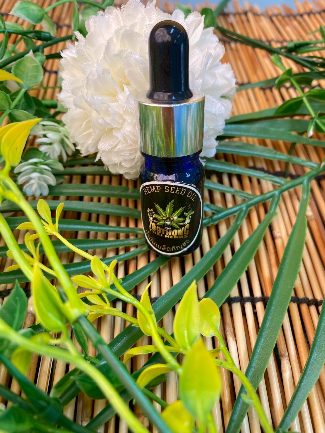 เซรั่มกัญชง สมุนไพรทองไทยเฮิร์บ